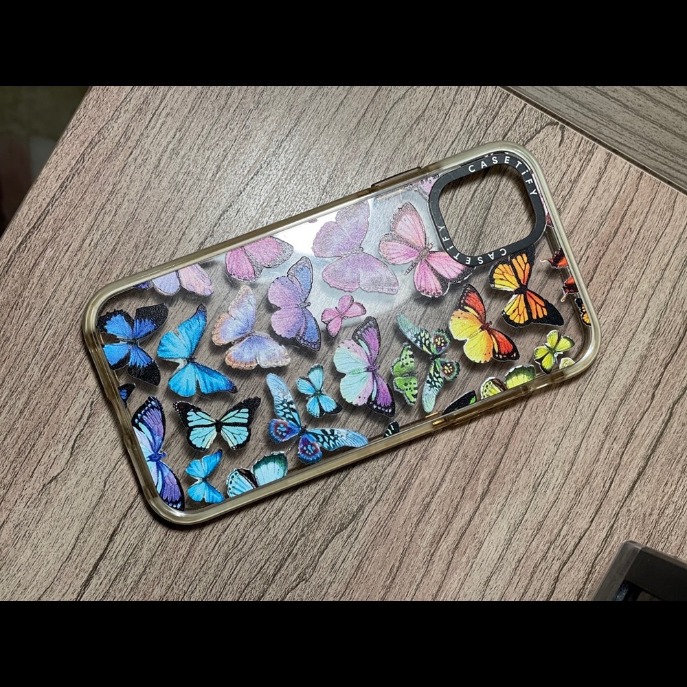 CASETIFY BUTTERFLY IPHONE 11 CASE